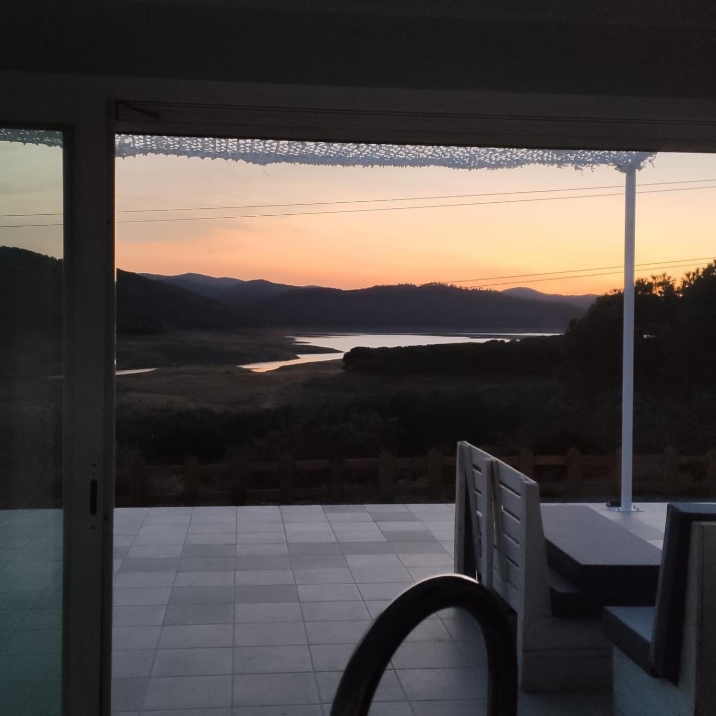 Casa En El Lago.Unmillondeestrellas Villaharta Экстерьер фото